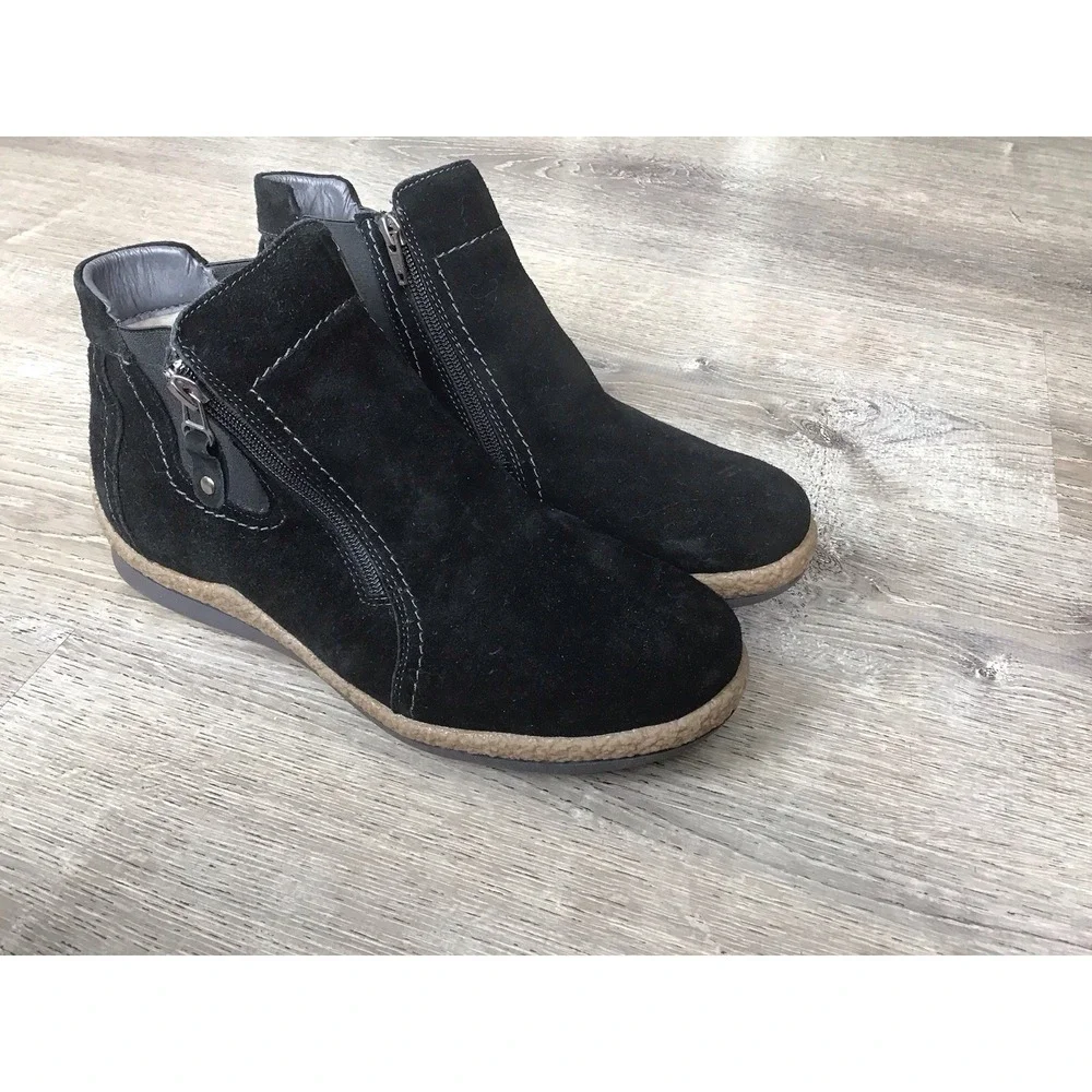 Propet Womens Size 11 W Wide WFV015S Black Doretta Side-Zip Suede Booties